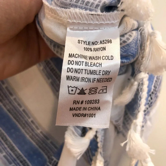 NWT Surf Gypsy Striped Off the Shoulder Tassle Hem Tie Back Bohemian Blouse M - Picture 5 of 9